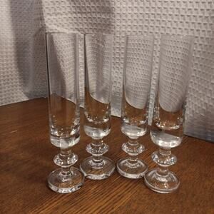 Clear‎ Glass Champagne Flutes 2oz Shot Sampler Tasting Bar Set of 4 6"x1"x1.25"
